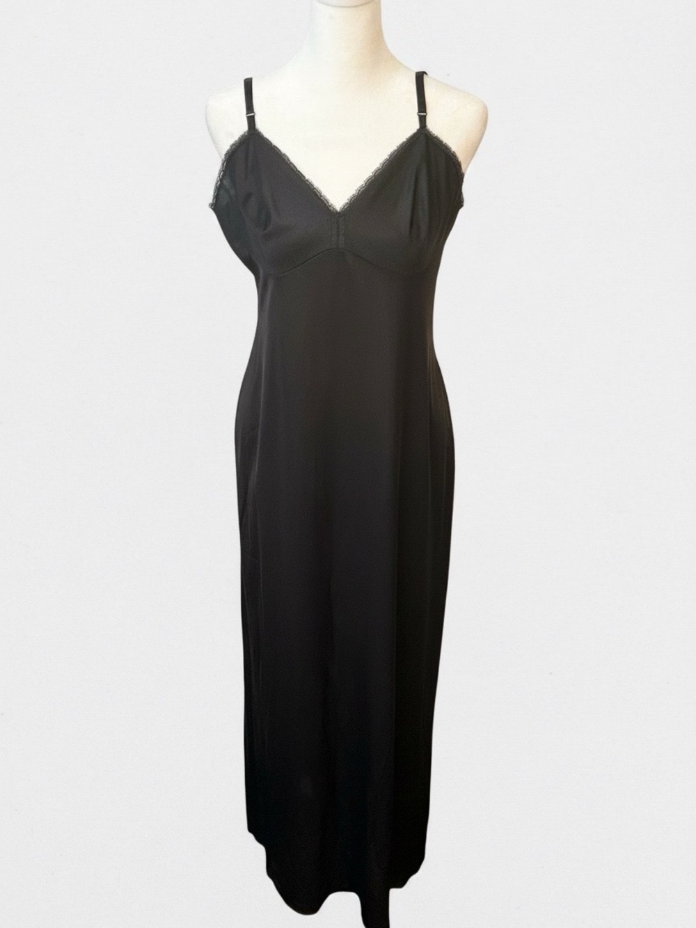 Vintage Y2K Vanity Fair Babydoll Black Satin Lace Trim Slip Dress Goth Capsule